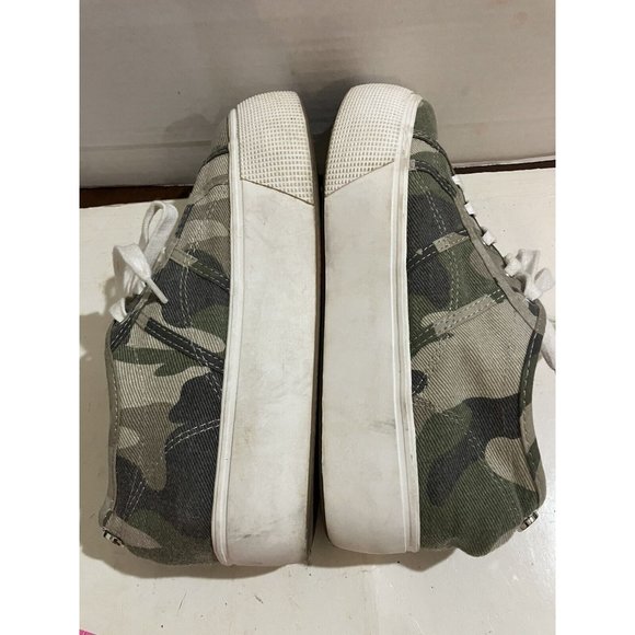 Steve Madden Emmi  size 6.5 M Camouflage Platform Sneakers  Shoes - Picture 6 of 8
